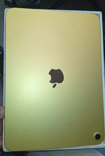 iPad A16 WiFi, 128GB, 10.8", Con cuadro adaptador, (USADO).