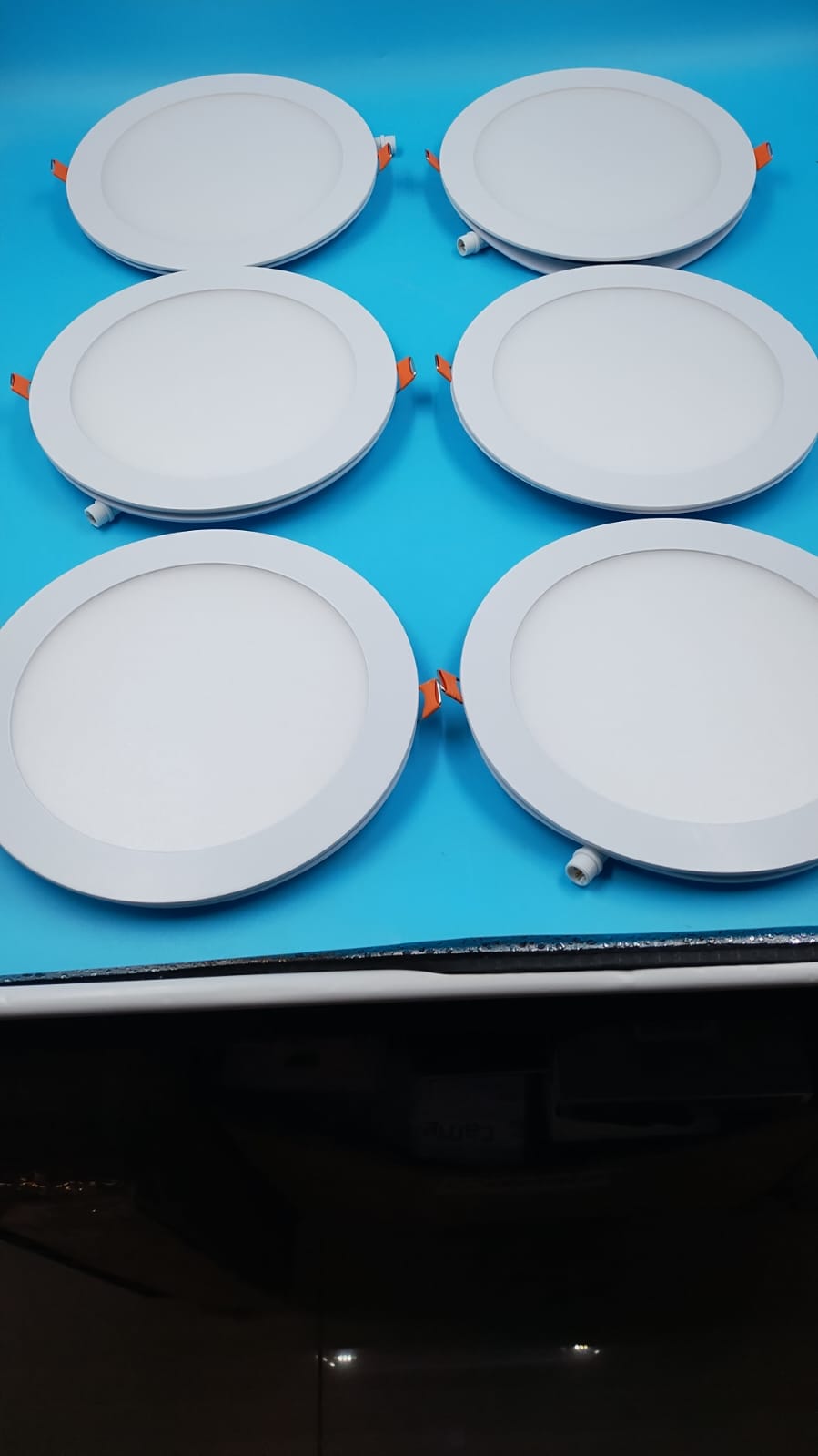 12 luces LED empotrables AMICO de 7" y 5CCT en 1