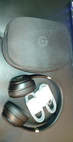 Auriculares Bluetooth Beats Solo 4, supraaurales Apple y Android (CAJA ABIERTA)