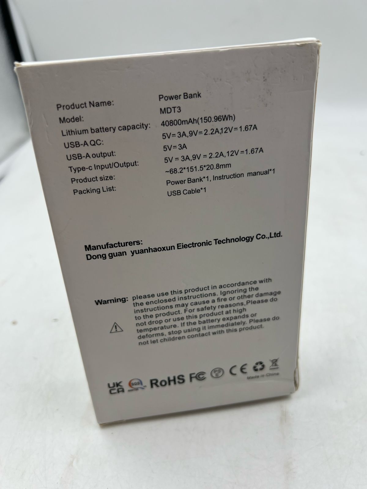 Cargador portátil 40800 mAh 3 cables integrados (USADO)