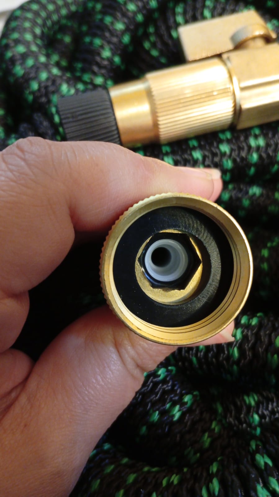 Manguera de Jardín, 75FT/22.5Mts, Expandible con boquilla 10 modos.