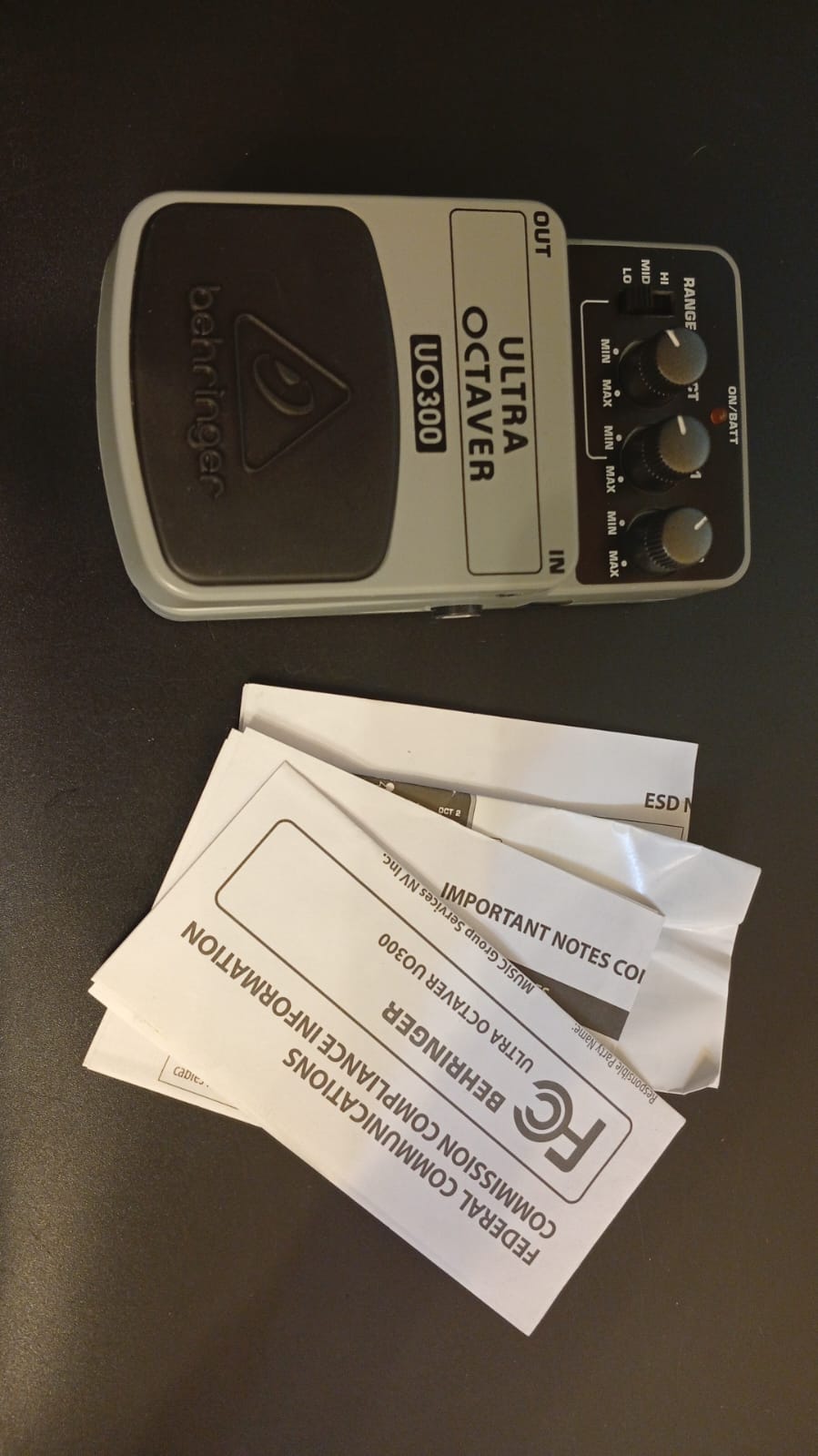 Pedal de efectos de guitarra, Ultra Octaver, 3 modos, Behringer.