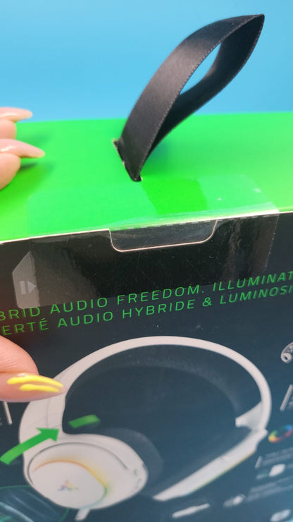 Audífonos Gamer Razer Barracuda X Chroma- White