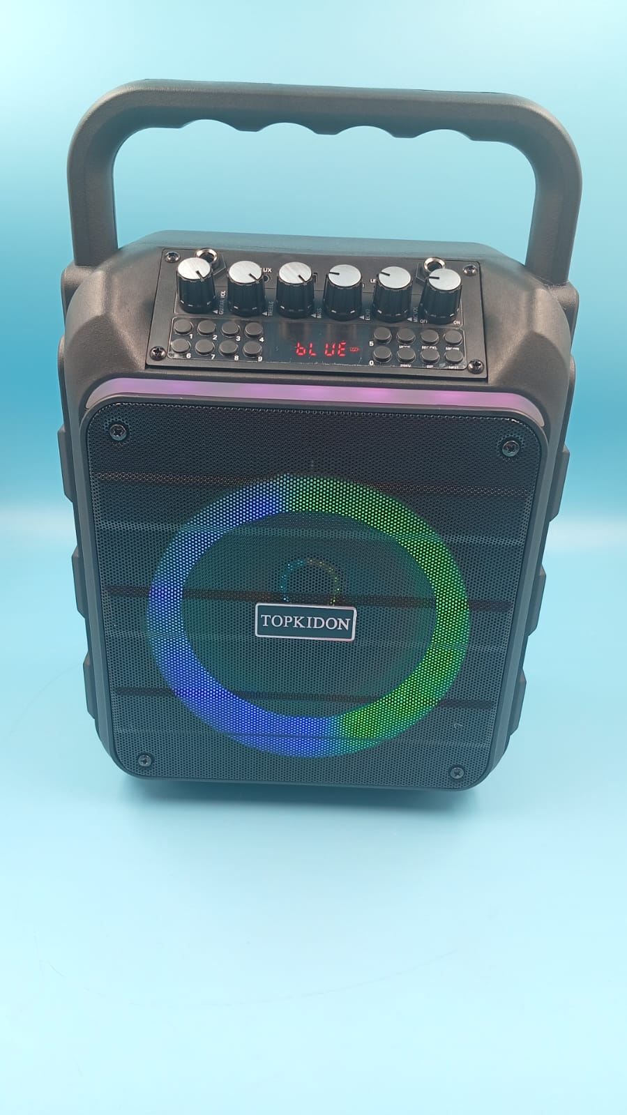 Máquina de karaoke, 2 micrófonos inalámbricos, entrada AUX.