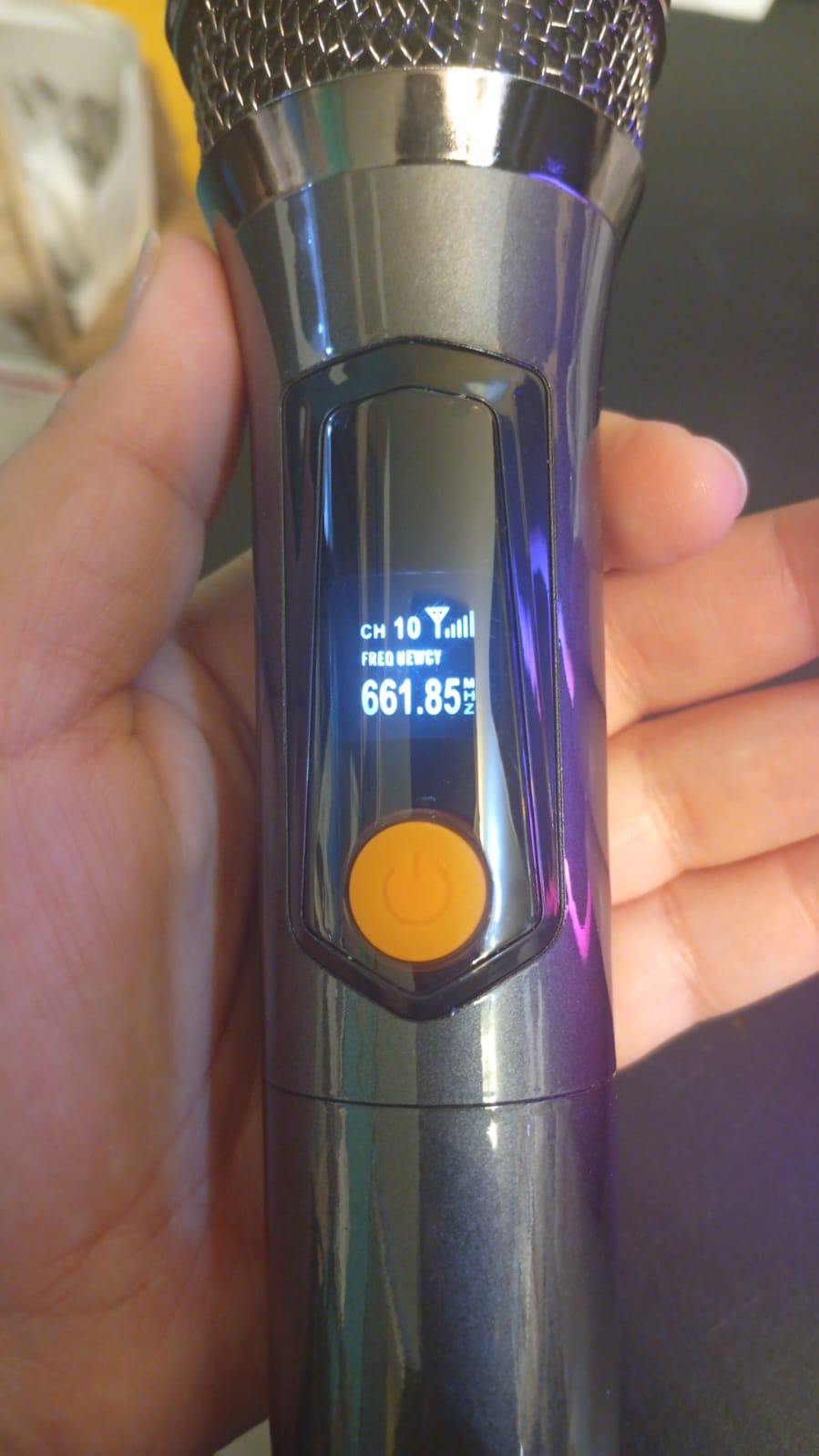 Máquina de karaoke con dos micrófonos inalámbricos, Zeelink.
