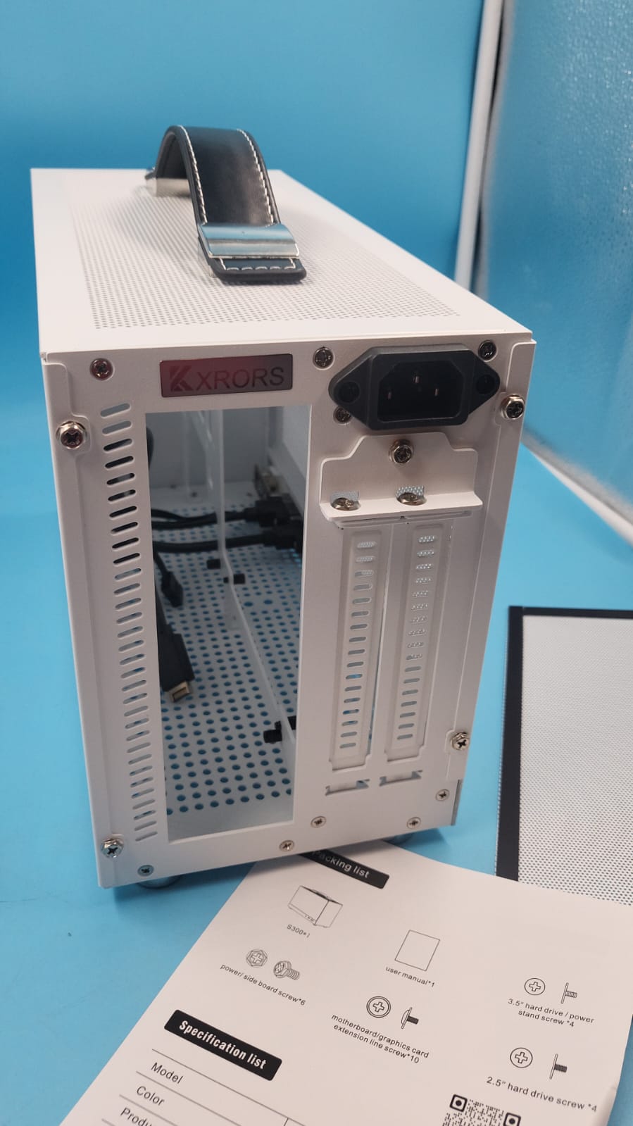 Gabinete pequeño para PC portátil, S300 - Mini-ITX PC