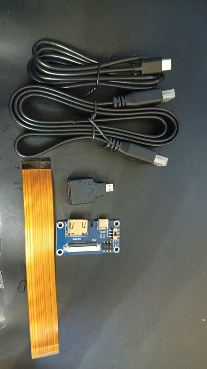Pantalla integrada OLED Waveshare de 7", 1024 × 600 con función táctil.