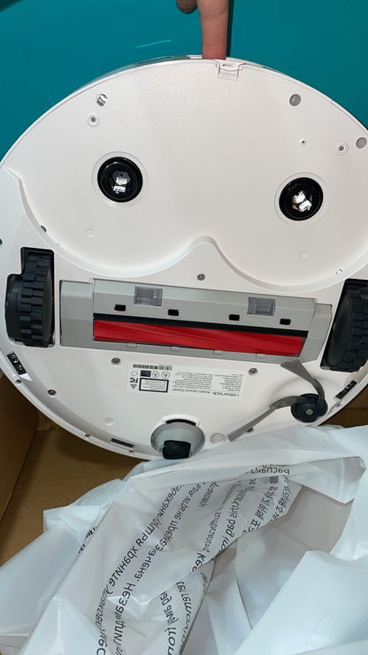 Robot Aspirador Y Trapeador Roborock QRT78 Con Base