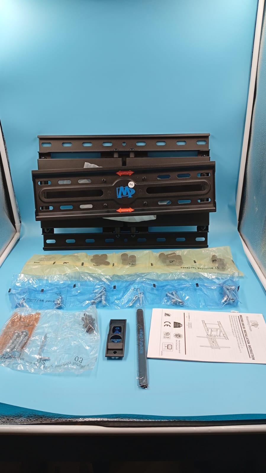 Soporte de pared, televisores de 32 a 65", Mounting Dream, brazo dual.