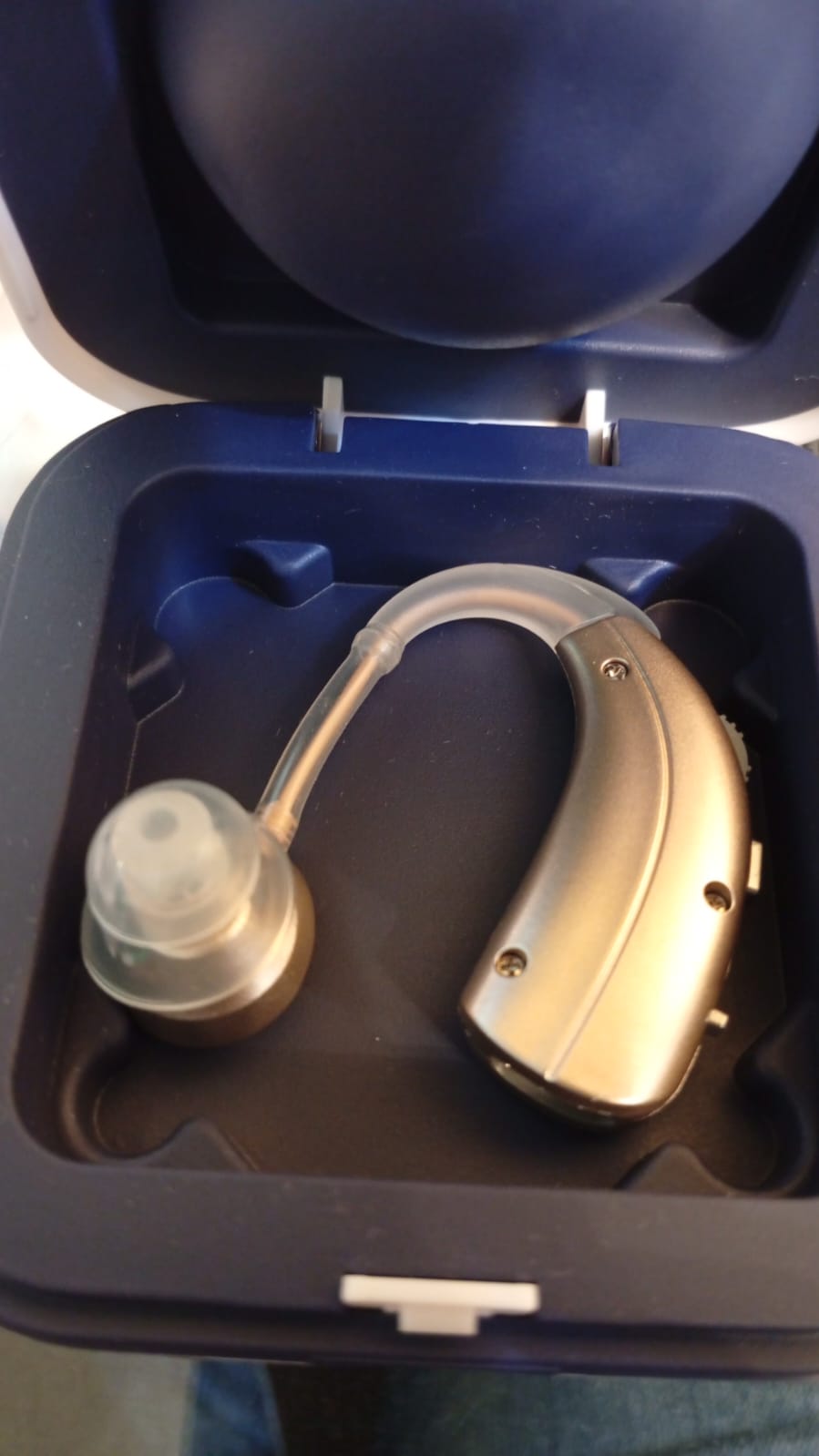 Auxiliar auditivo Delmicure, Single, Volumen ajustable.(USADO)