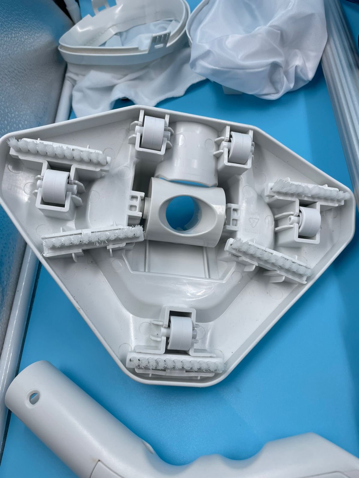 KRAFTEK Aspiradora de piscina,recargable inalámbrica.(USADA)