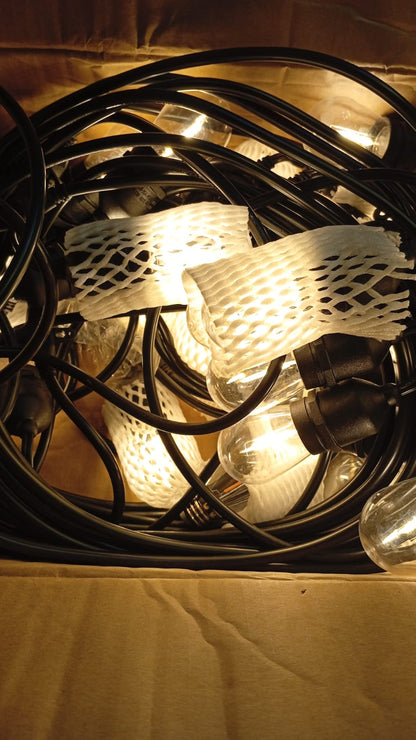 Cadena de luces para exteriores de 96 pies (2 x 48) (USADA).