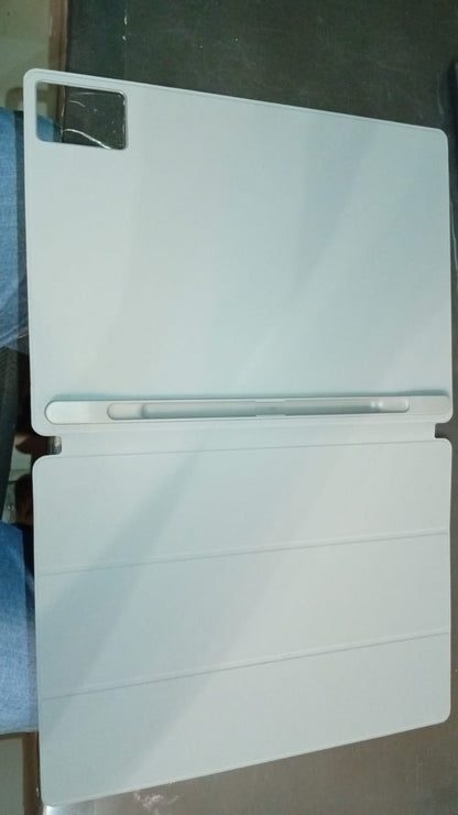 Tablet Lenovo Idea Tab Plus, 8GB/128, 12.1", Con case y pluma.