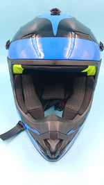 Casco de motocross para niños, con gafas y guantes, (USADO).