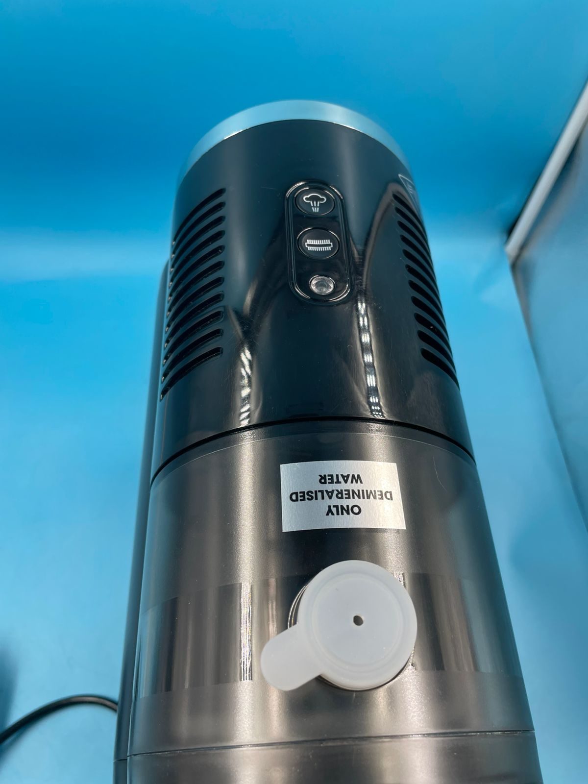 Maquina automatica de limpieza de cepillos para cabello.(USADO)