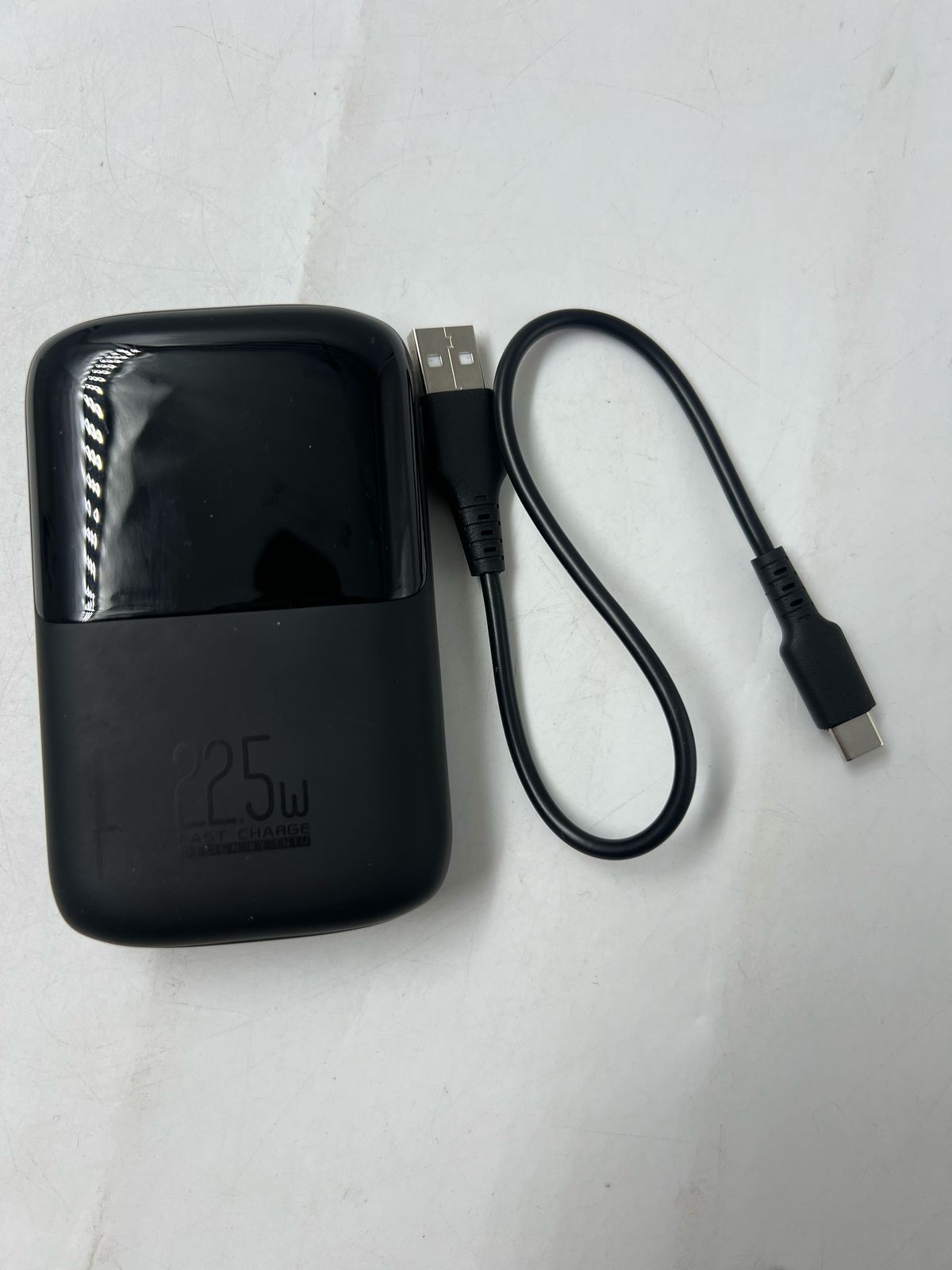 INIU Bateria portatil Mini 10000mAh (USADO)