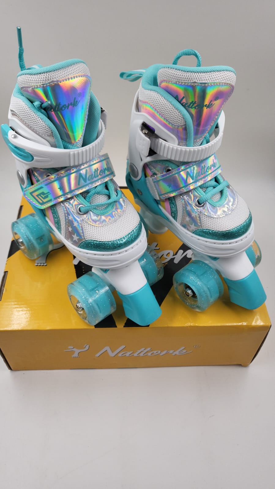 Patines de ruedas para niñas pequeñas, ajustables. Nattork.