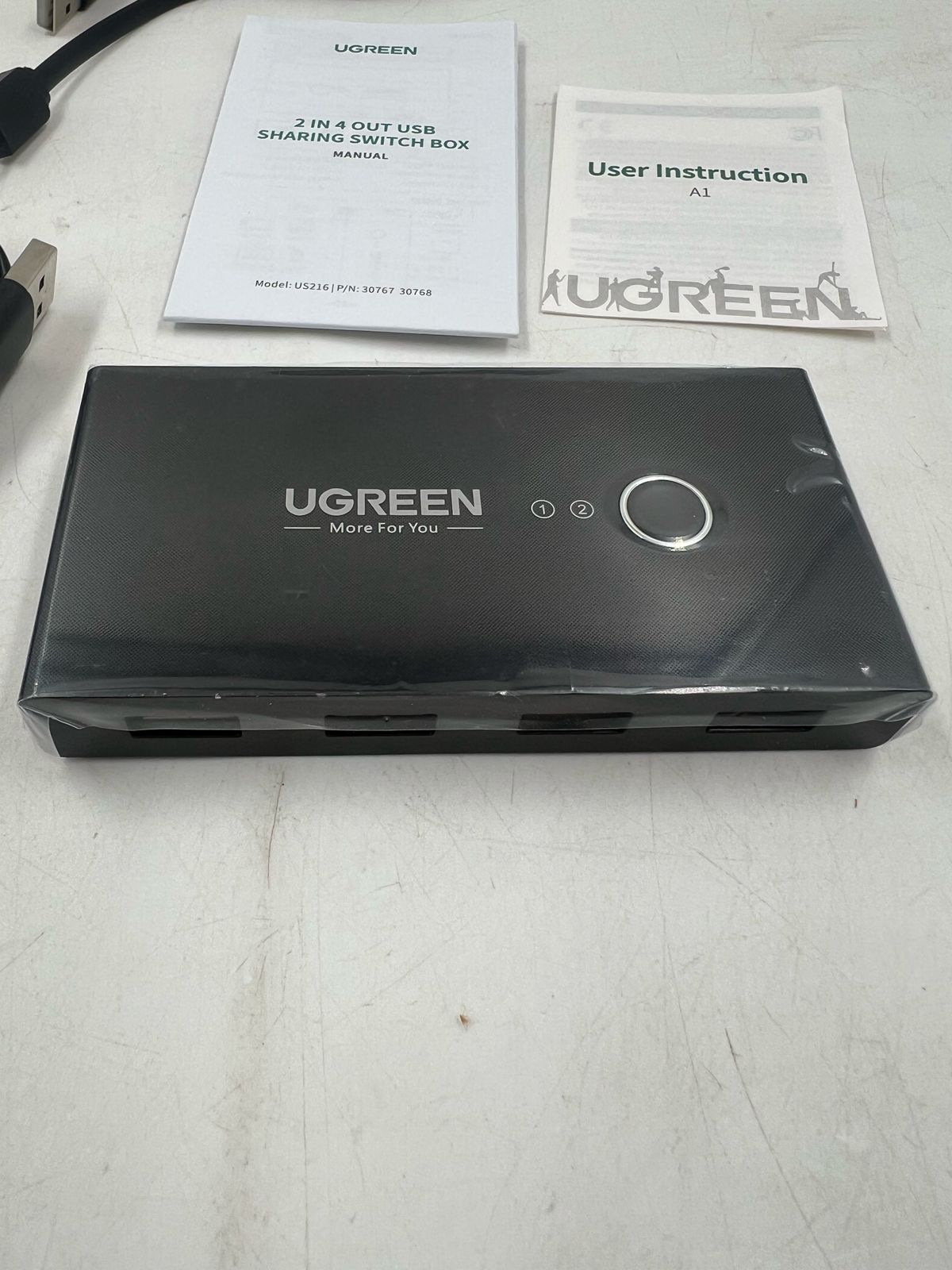 UGREEN Switch USB 2.0 Selector 2 Entradas y 4 Salidas