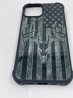 Funda compatible con iPhone 14/13, diseño con patrón de parachoques trasero.
