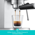 Cafetera espresso, 20 bares, depósito 940ml, espumador de leche.