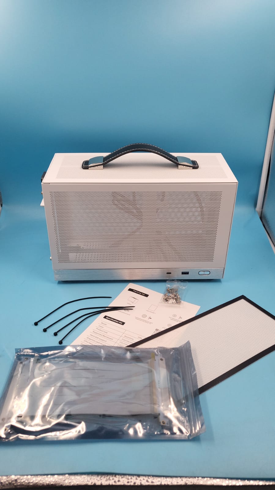 Gabinete pequeño para PC portátil, S300 - Mini-ITX PC