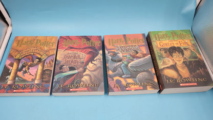 Harry Potter Libros The Complete Series (Volumes 1-7) Ingles USADO