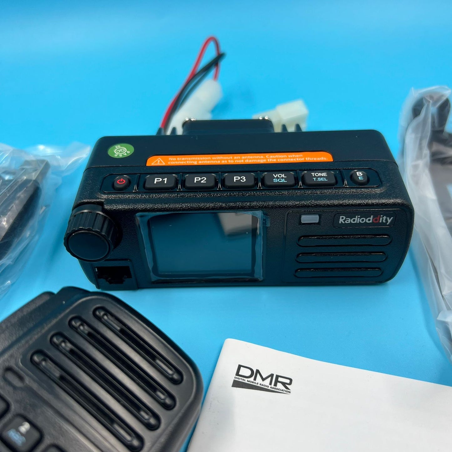 Radioddity DB25-D Radio móvil DMR de doble banda