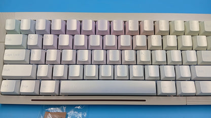 Teclado Mecanico Desktop Tribe DT60, Customizable y chasis de aluminio.