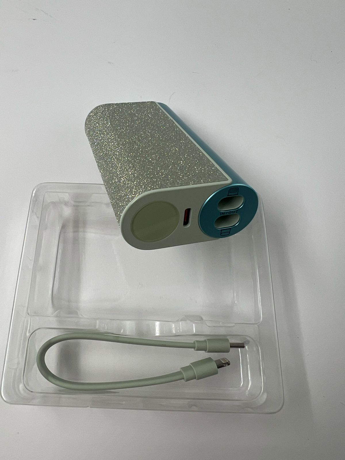 VEGER Cargador portátil compacto cable extraíble