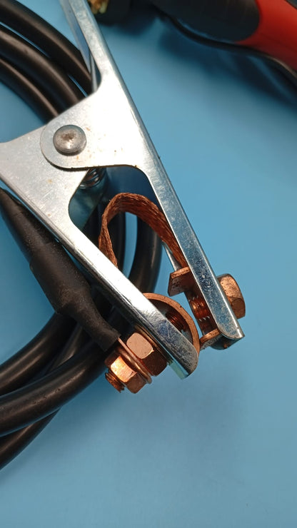 Yeswelder Soldadora Inversora Microalambre, 135 Amp (USADO)