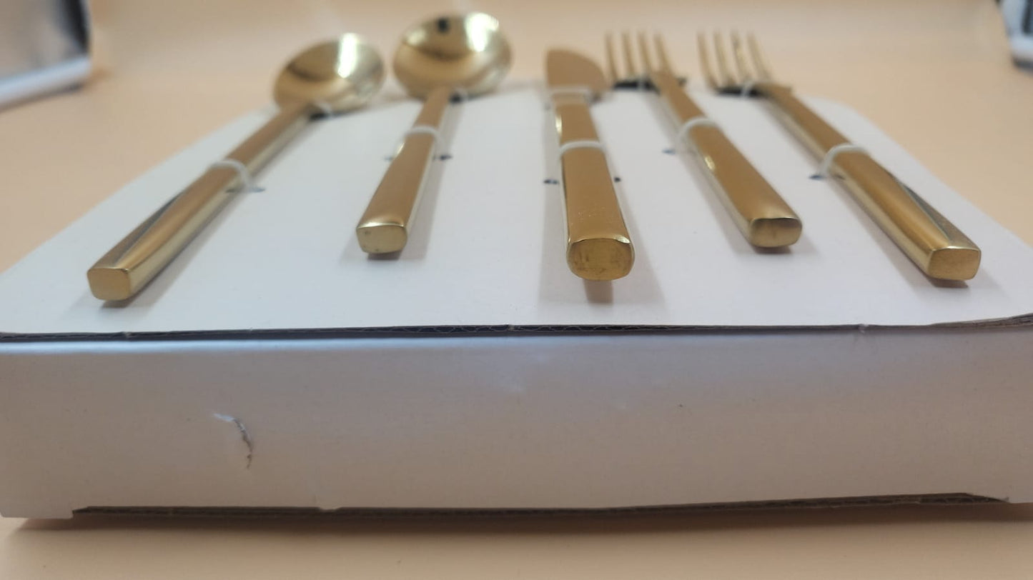 Juego de cubiertos forjados, 20 piezas, acero inoxidable. DORADOS