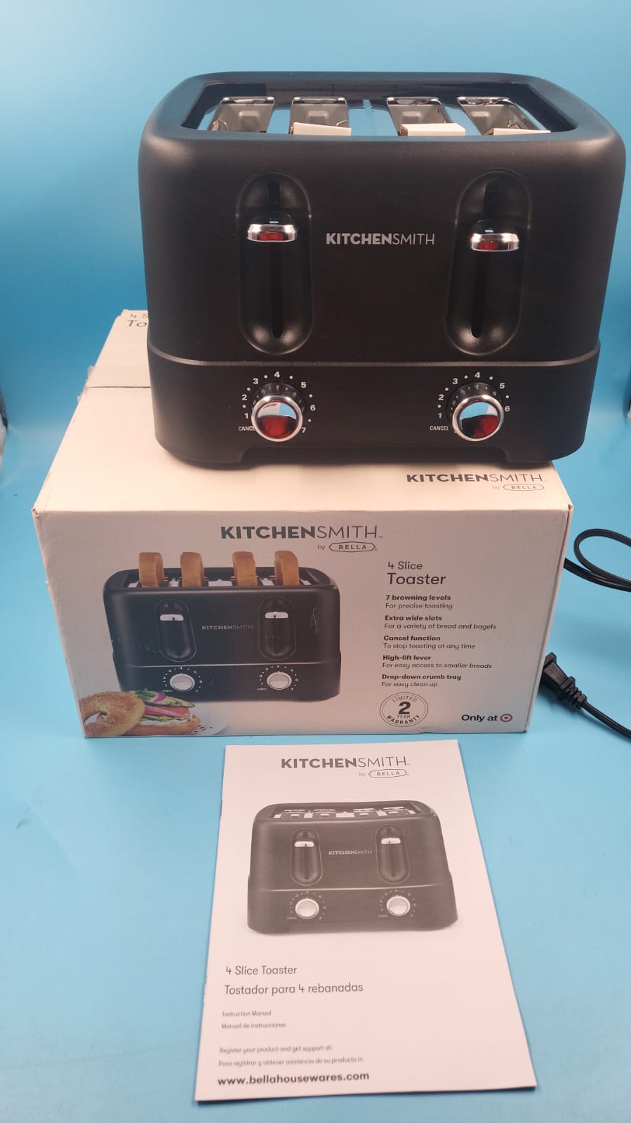 Bella Tostadora de 4 Rebanadas: Gris, 1480W, Plástico, 11,02" de Ancho, 1