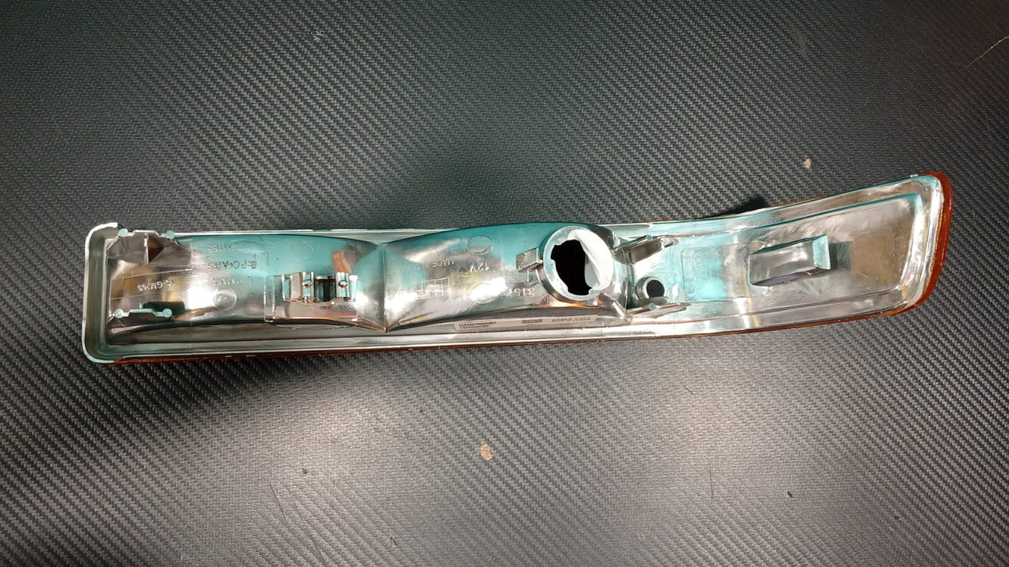 Luces de dirección para Chevy Blazer 1998-2005, GM165-U000R-L.