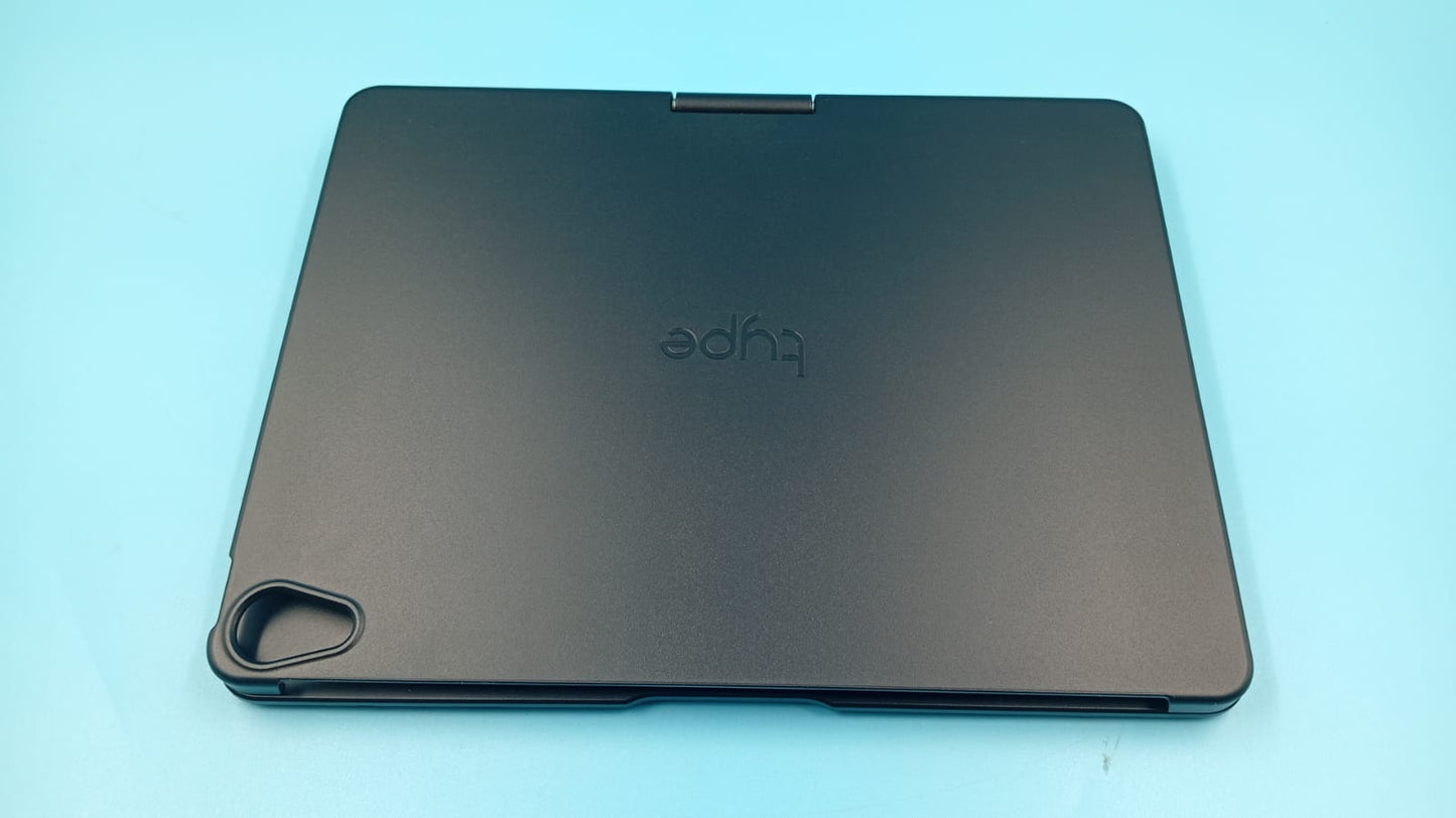 Funda con teclado táctil con trackpad para iPad Air, (USADO).