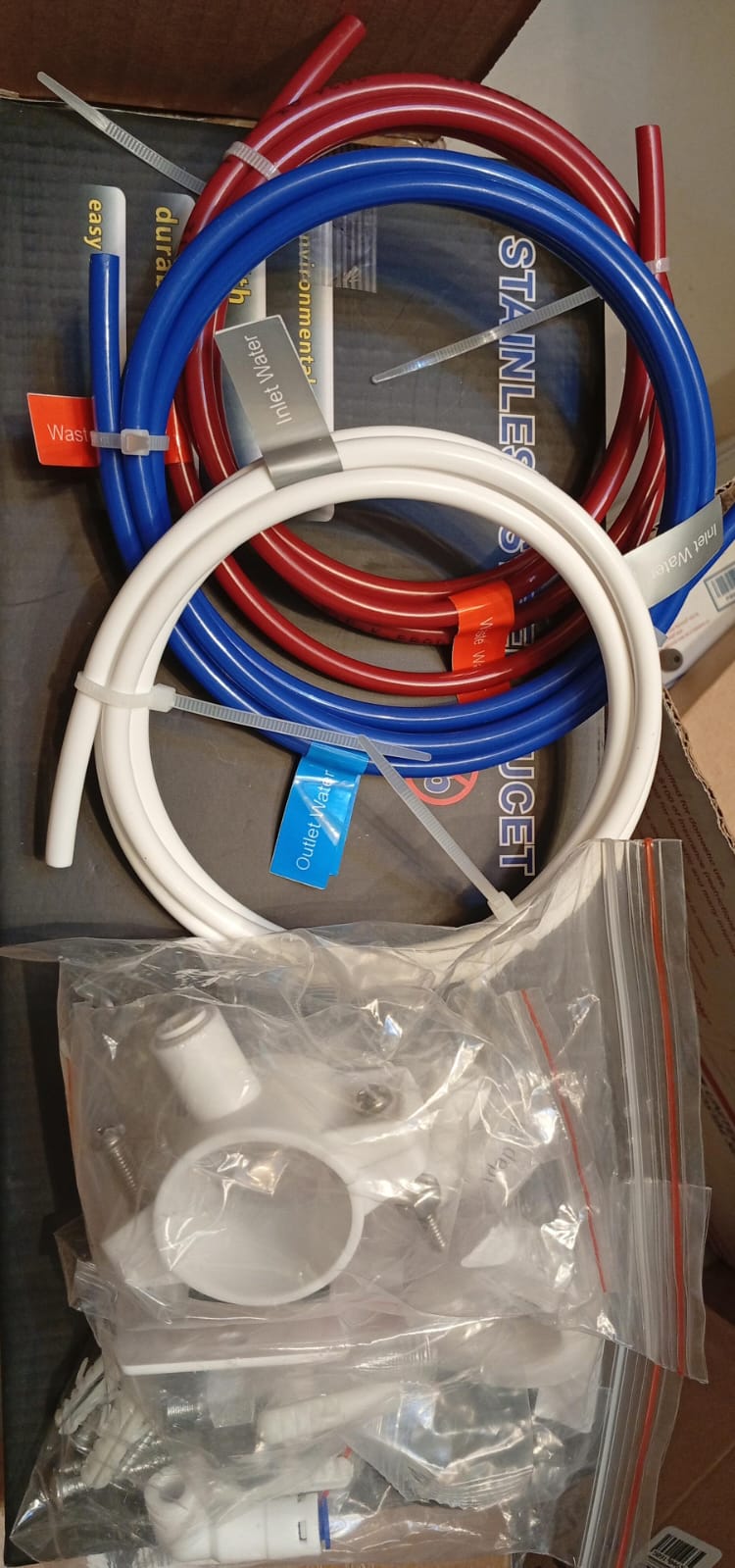 SimPure T1-400UV Sistema de ósmosis inversa, (USADO).