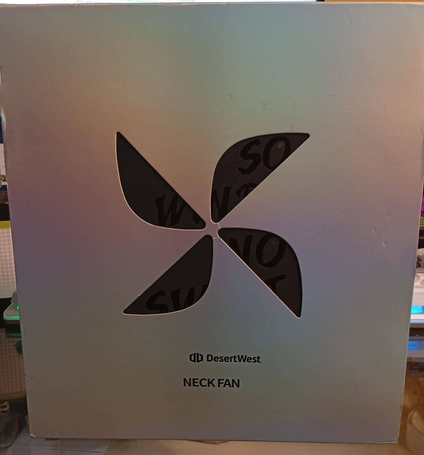 DesertWest Ventilador de cuello portátil, recargable, plegable.
