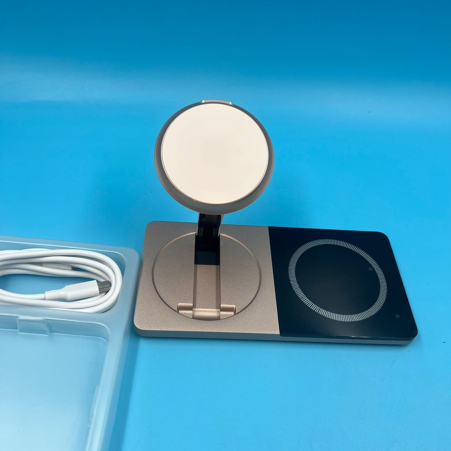 Estación de carga inalámbrica para iPhone y AirPods (USADO)