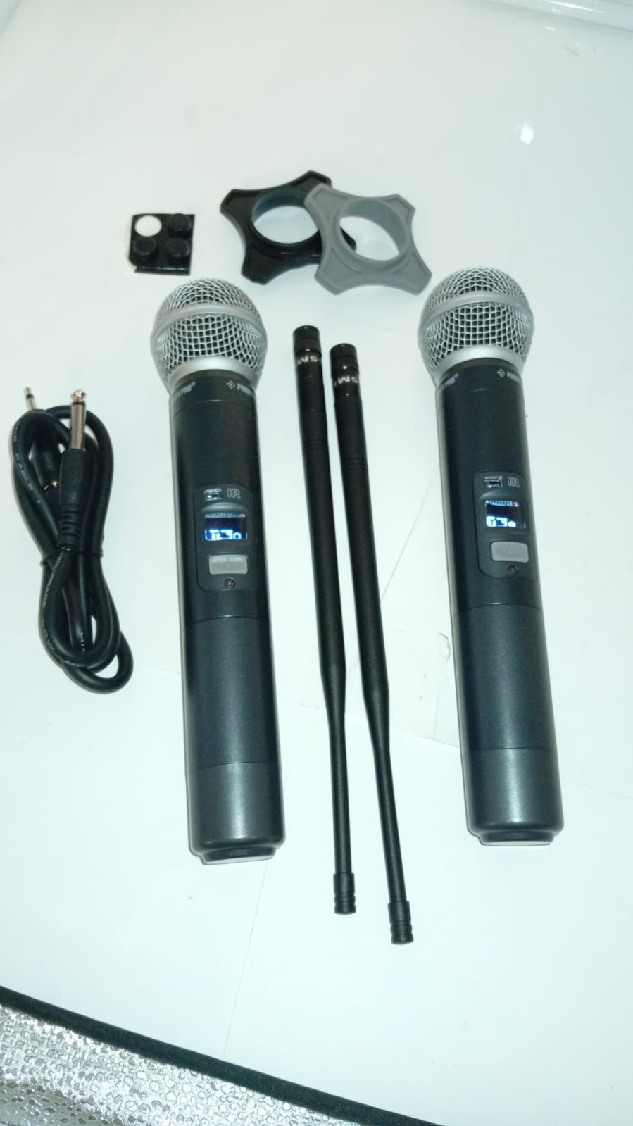 Phenyx Pro Sistema de micrófonos inalámbricos, (USADO).