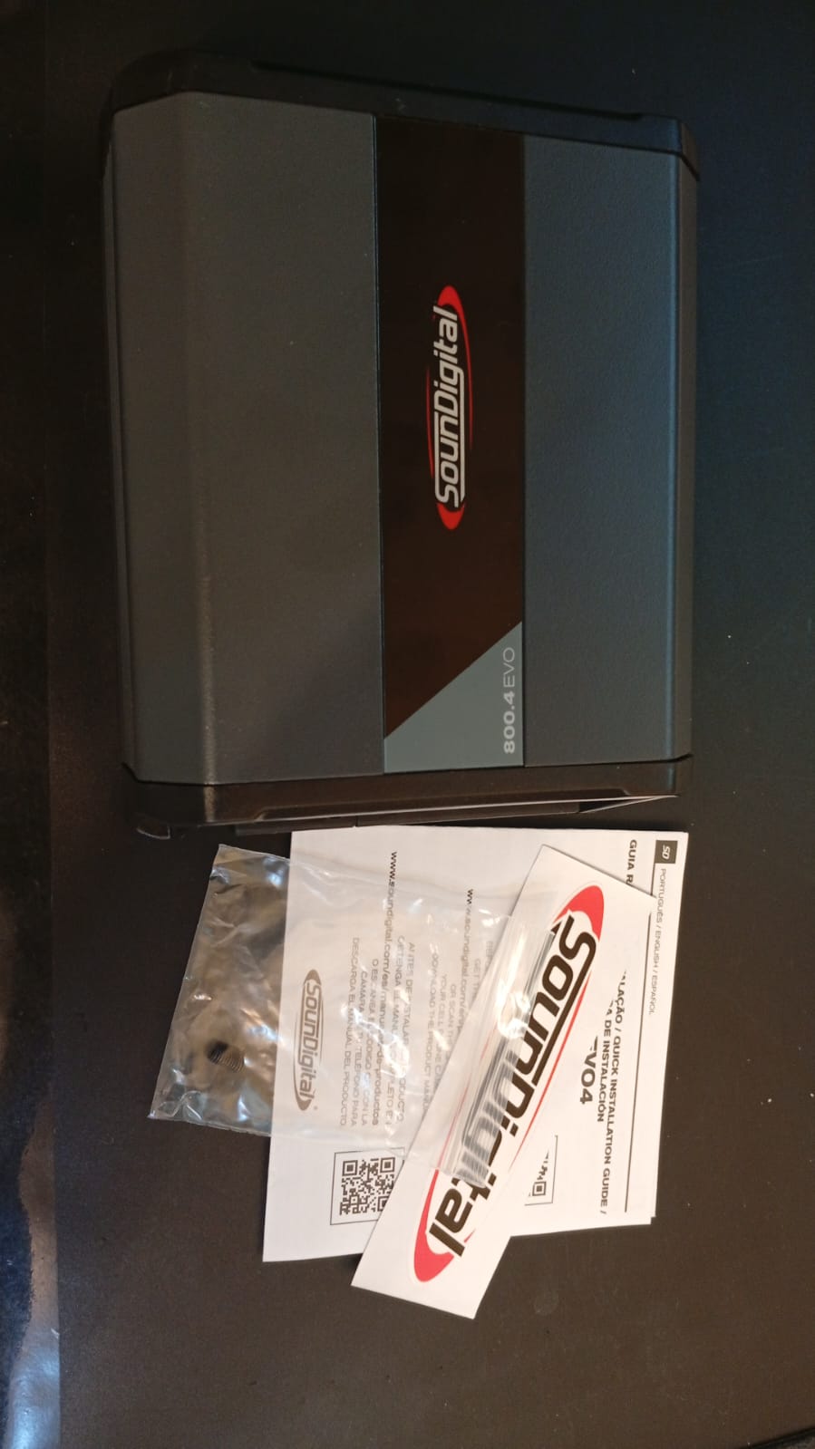 Amplificador estéreo digital, 4 OHMS, Soundigital 800.4 (USADO).
