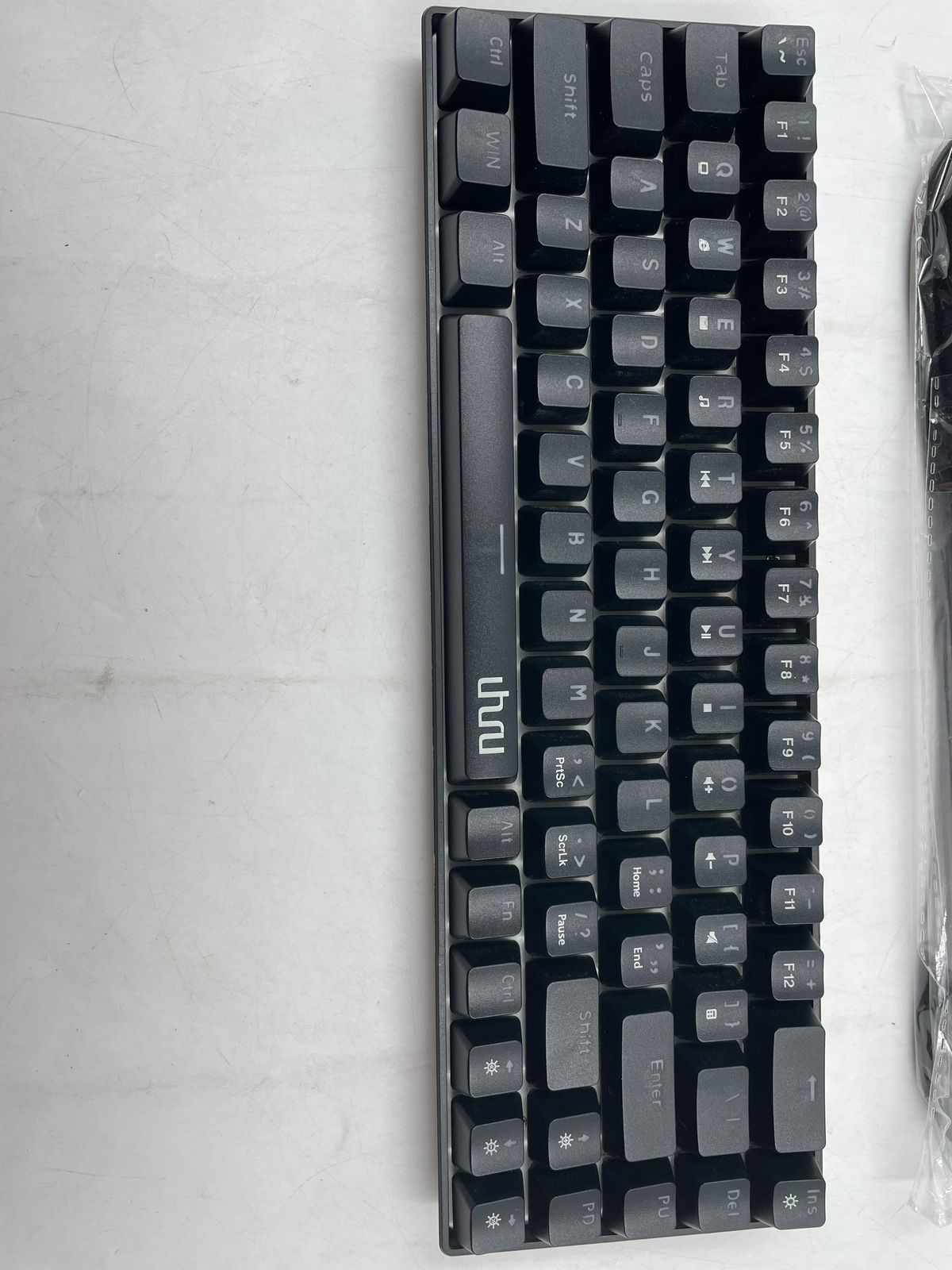 UHURU Teclado mecánico para juegos, UMK-100 con cable.