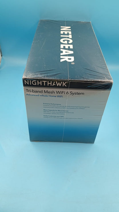Sistema Mesh Tribanda, WiFi 6, Netgear MK83/100NAS, 6750FT.