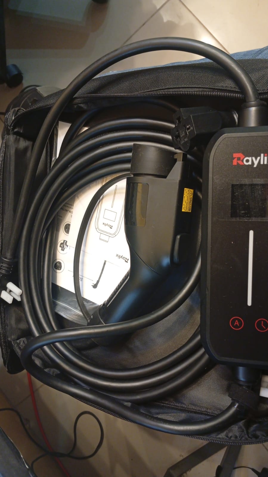 Cargador de auto portátil EV, nivel 1 y 2, 16 amp. 110/240V (USADO)