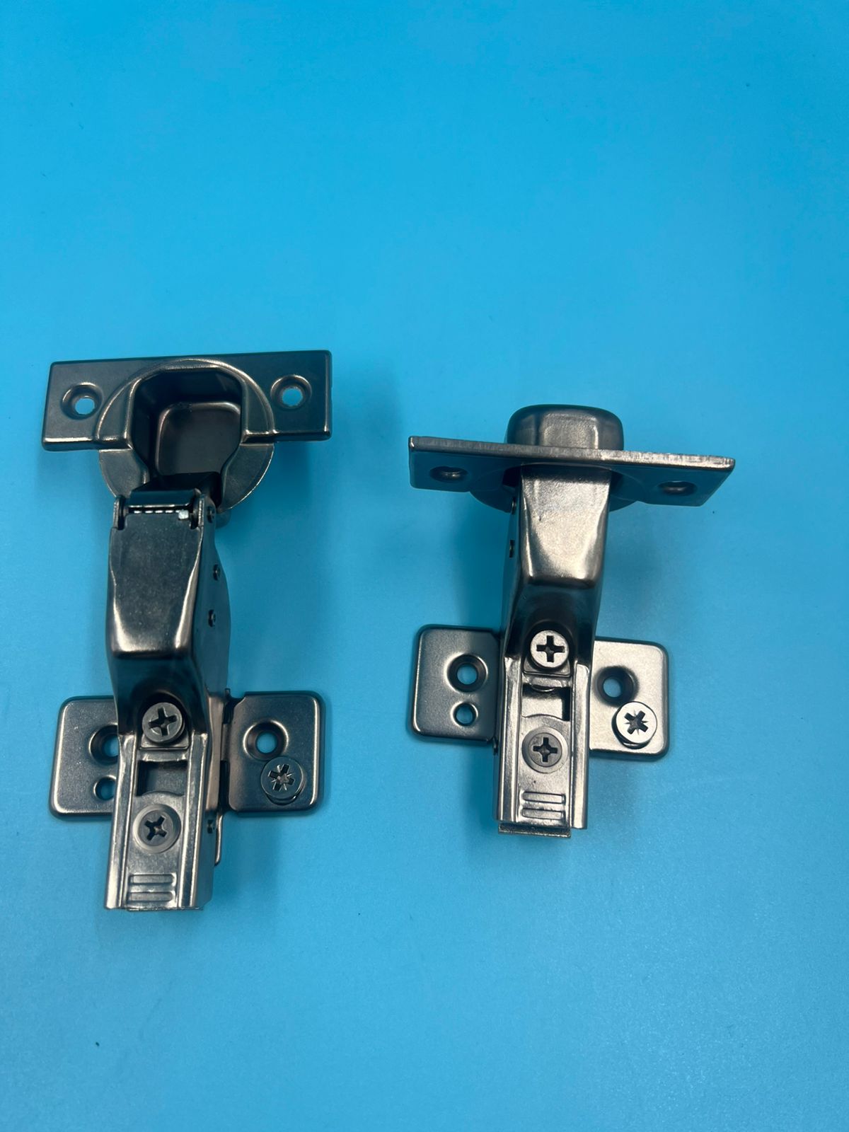 46 bisagras Chibery ocultas cierre suave automático sin marco