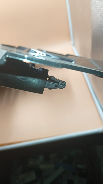 Rejilla para Nissan Rogue 2018-2019, Color negro, (DETALLE).