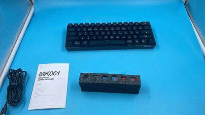 KOORUI - Teclado Para Juegos, 60% Mecánico con 26 RGB Retroiluminados