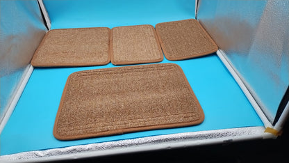 Rascador de pared para gatos FUKUMARU, de yute y madera de caucho.