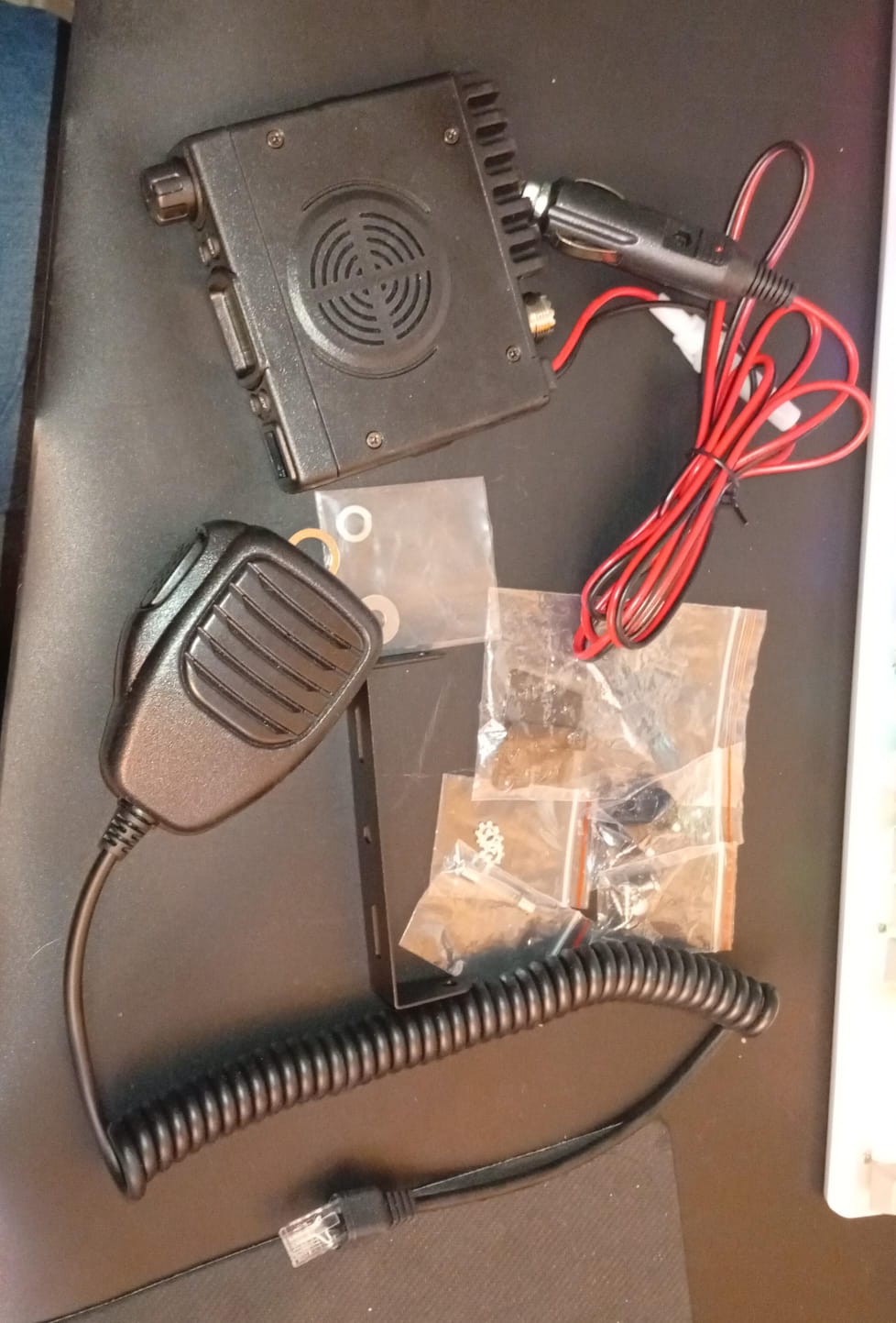 Radio móvil CB Radioddity CB-27 /AM/FM/4 canales/40/80.