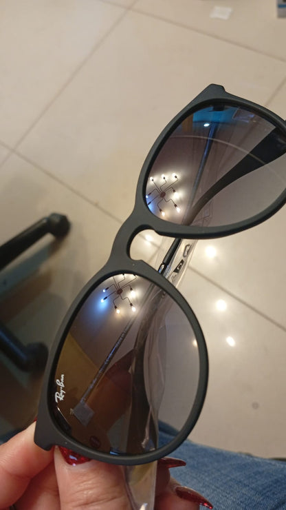 Lentes de sol, Ray-Ban Erika Classic, RB4171, degradados.