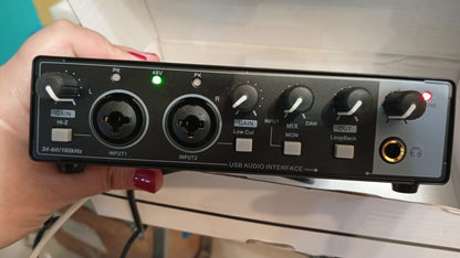 Interfaz de audio USB EBXYA 2x2, para grabación transmisión y podcasting.
