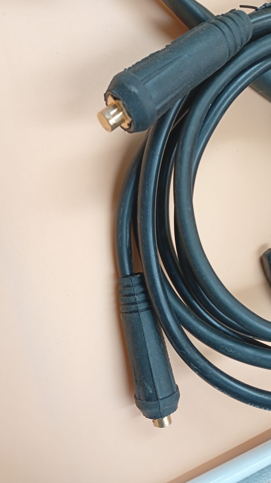 Máquina de soldadura MIG145, núcleo de flujo de 110V.(USADO)